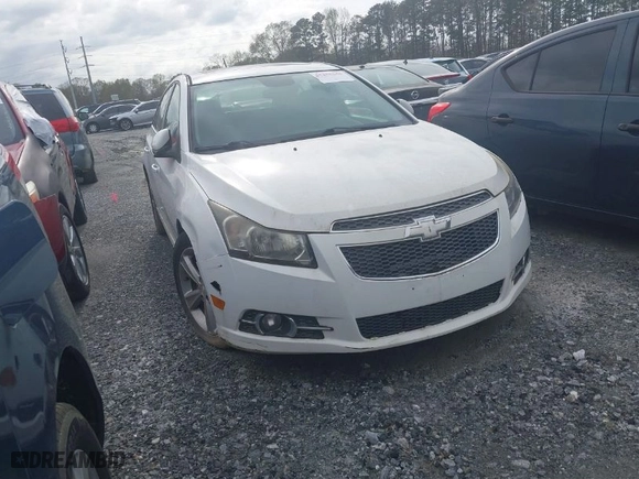 2014 Chevrolet Cruze 2LT with VIN 1G1PE5SB6E7325464, listed as a IAAI auction lot 40721789 with 1 mi miles. Bid and sale history available at carsss.com. Image 1.