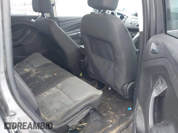 2015 Ford Escape SE with VIN 1FMCU9G90FUB35065, listed as a IAAI auction lot 41165956 with 131,485 mi miles. Bid and sale history available at carsss.com. Image 8.