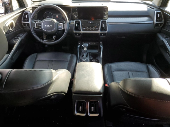 2023 Kia Sorento S with VIN 5XYRL4LC8PG202083, listed as a Copart auction lot 45866825 with 17,800 mi miles and Salvage Title. Bid and sale history available at DreamBid. Image 8.