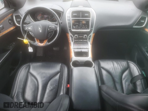 2016 Lincoln MKX Select z VIN 2LMTJ8KR1GBL36642, wystawiony jako Copart lot #52174735 z przebiegiem 107 827 mil mil oraz Szkoda całkowita • Salvage title. Historia ofert i sprzedaży dostępna na DreamBid. Obrazek 8.