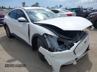 2022 Ford Mustang Mach-E Select с VIN 3FMTK1RM9NMA28589, выставлен на аукционе IAAI как лот 42259329 с пробегом Не указан миль и . История ставок и продаж доступна на DreamBid. Изображение 1.
