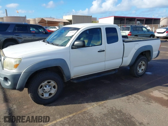 2005 Toyota Tacoma PreRunner z VIN 5TETU62N55Z086801, wystawiony jako IAAI lot #41699187 z przebiegiem 171 703 mil mil oraz . Historia ofert i sprzedaży dostępna na DreamBid. Obrazek 17.