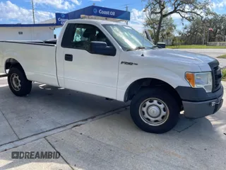 2014 Ford F-150 XL with VIN 1FTPF1CF0EKD07473, listed as a IAAI auction lot 41607286 with 159,743 mi miles and . Bid and sale history available at DreamBid. Image 1.