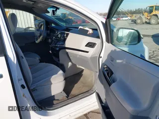 2014 Toyota Sienna LE AAS with VIN 5TDKK3DC2ES483679, listed as a IAAI auction lot 41547261 with 142,697 mi miles. Bid and sale history available at carsss.com. Image 5.