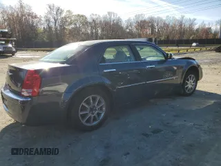 2008 Chrysler 300 C with VIN 2C3LK63H28H222790, listed as a Copart auction lot 81901394 with 77,026 mi miles and Salvage Title. Bid and sale history available at carsss.com. Image 3.