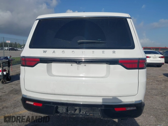 2024 Jeep Wagoneer с VIN 1C4SJUAP4RS160635, выставлен на аукционе IAAI как лот 41942973 с пробегом 14 327 миль миль и . История ставок и продаж доступна на DreamBid. Изображение 16.