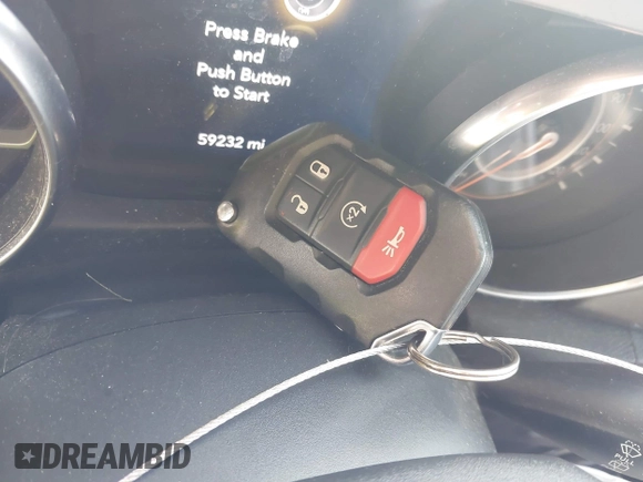 2019 Jeep Wrangler Unlimited Sport S z VIN 1C4HJXDG6KW598997, wystawiony jako IAAI lot #42473098 z przebiegiem 59 232 mil mil oraz . Historia ofert i sprzedaży dostępna na DreamBid. Obrazek 11.