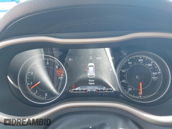 2018 Jeep Cherokee Limited с VIN 1C4PJLDB2JD531364, выставлен на аукционе IAAI как лот 42020062 с пробегом 123 777 миль миль и . История ставок и продаж доступна на DreamBid. Изображение 7.