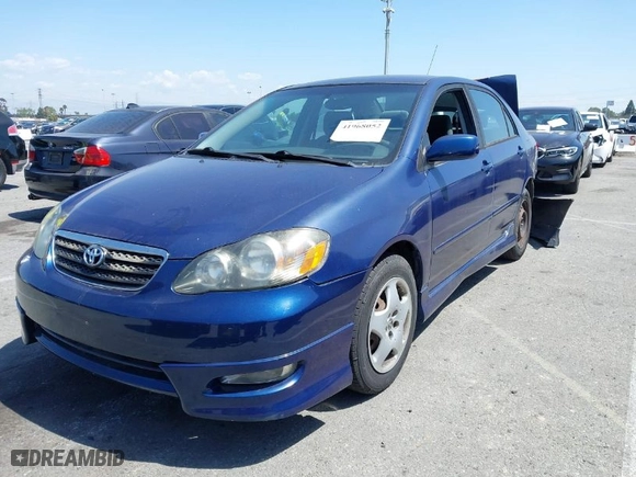 2007 Toyota Corolla CE with VIN 1NXBR32E07Z798524, listed as a IAAI auction lot 41968052 with 140,966 mi miles. Bid and sale history available at carsss.com. Image 2.
