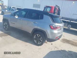 2017 Jeep Compass Trailhawk with VIN 3C4NJDDB3HT624492, listed as a IAAI auction lot 42618883 with 105,140 mi miles and . Bid and sale history available at DreamBid. Image 3.