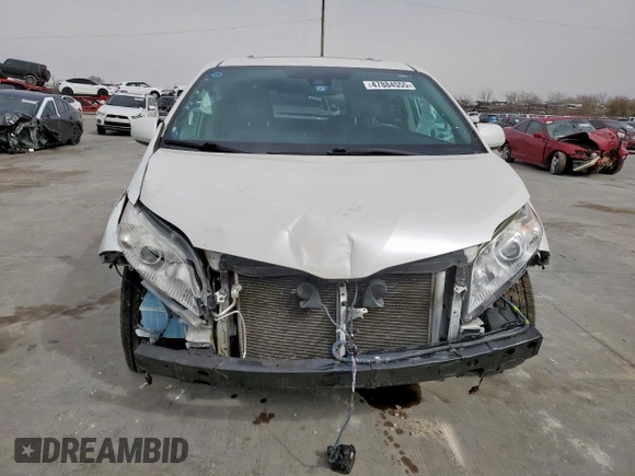 2020 Toyota Sienna XLE Auto Access Seat with VIN 5TDYZ3DC6LS058257, listed as a Copart auction lot 47884555 with 82,662 mi miles and Salvage Title. Bid and sale history available at carsss.com. Image 5.