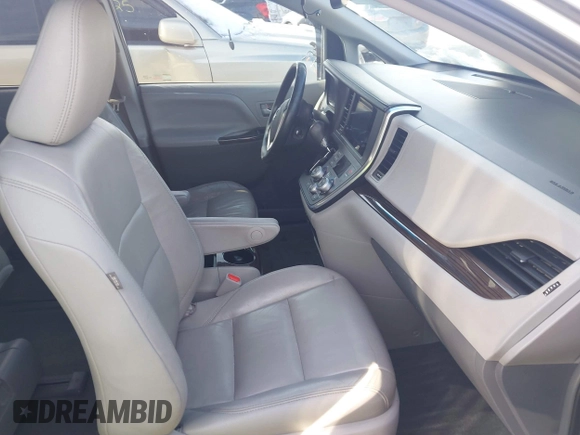 2016 Toyota Sienna Ltd with VIN 5TDDK3DC6GS133774, listed as a IAAI auction lot 41580518 with 247,193 mi miles. Bid and sale history available at carsss.com. Image 5.