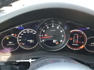2019 Porsche Cayenne с VIN WP1AA2AY3KDA08539, выставлен на аукционе Copart как лот 60115345 с пробегом 43 768 миль миль и Списание • Salvage title. История ставок и продаж доступна на DreamBid. Изображение 9.