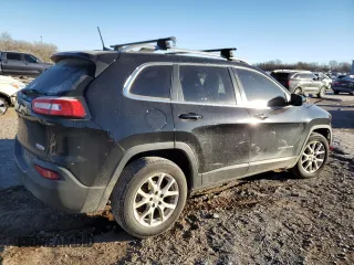 2018 Jeep Cherokee Latitude Plus with VIN 1C4PJLLB2JD590884, listed as a Copart auction lot 41808945 with 168,853 mi miles and Salvage Title. Bid and sale history available at carsss.com. Image 3.
