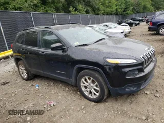 2017 Jeep Cherokee Sport with VIN 1C4PJMAS7HW663965, listed as a Copart auction lot 65504843 with 146,271 mi miles and Clean Title. Bid and sale history available at carsss.com. Image 4.