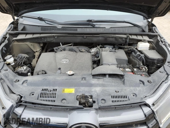 2019 Toyota Highlander SE z VIN 5TDJZRFH2KS963669, wystawiony jako Copart lot #52721595 z przebiegiem 85 366 mil mil oraz Szkoda całkowita • Salvage title. Historia ofert i sprzedaży dostępna na DreamBid. Obrazek 12.
