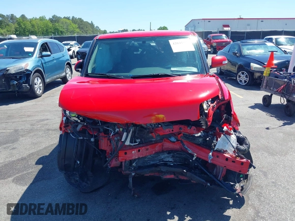 2015 Scion xB with VIN JTLZE4FE1FJ068026, listed as a IAAI auction lot 42041590 with 120,686 mi miles. Bid and sale history available at carsss.com. Image 13.