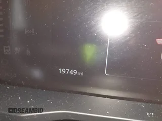 2024 Toyota Land Cruiser z VIN JTEABFAJ2RK013130, wystawiony jako IAAI lot #42002397 z przebiegiem 19 749 mil mil oraz . Historia ofert i sprzedaży dostępna na DreamBid. Obrazek 14.