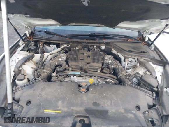 2014 Infiniti Q50 Premium with VIN JN1BV7AP3EM681742, listed as a IAAI auction lot 40342929 with 136,412 mi miles. Bid and sale history available at carsss.com. Image 10.