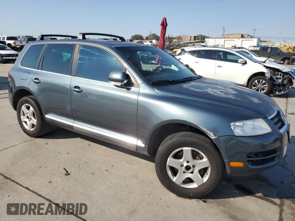 2005 Volkswagen Touareg 4.2L V8 z VIN WVGZM77L55D061960, wystawiony jako Copart lot #75717614 z przebiegiem 188 101 mil mil oraz Szkoda całkowita • Salvage title. Historia ofert i sprzedaży dostępna na DreamBid. Obrazek 4.