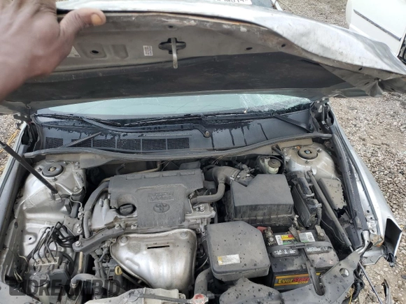 2016 Toyota Camry XLE with VIN 4T1BF1FKXGU537561, listed as a Copart auction lot 63854314 with 212,595 mi miles and Salvage Title. Bid and sale history available at DreamBid. Image 11.