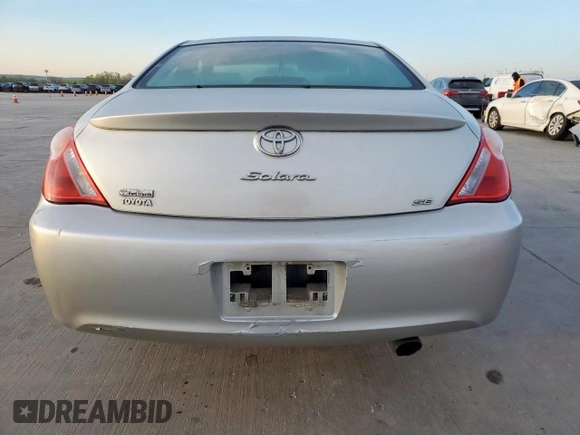 2005 Toyota Solara SE z VIN 4T1CE38P35U962936, wystawiony jako Copart lot #49741735 z przebiegiem 278 225 mil mil oraz Szkoda całkowita • Salvage title. Historia ofert i sprzedaży dostępna na DreamBid. Obrazek 6.