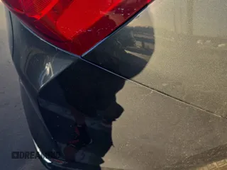 2020 Chevrolet Equinox LT z VIN 2GNAXJEV6L6239808, wystawiony jako IAAI lot #42396785 z przebiegiem 34 395 mil mil oraz . Historia ofert i sprzedaży dostępna na DreamBid. Obrazek 16.