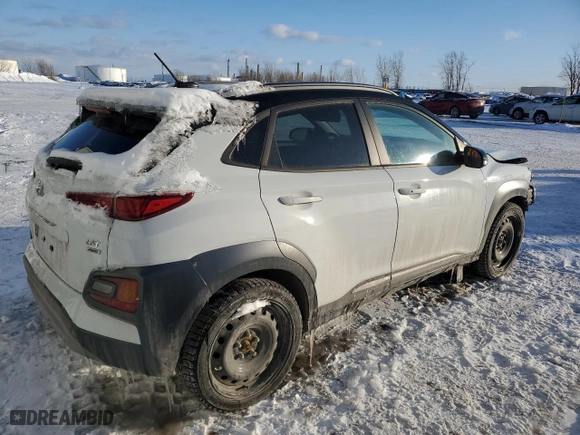 2021 Hyundai Kona Limited with VIN KM8K3CA55MU666423, listed as a Copart auction lot 43957695 with 63,819 mi miles and Salvage Title. Bid and sale history available at carsss.com. Image 3.