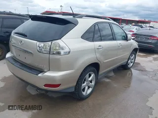 2008 Lexus RX 350 z VIN 2T2GK31U58C051101, wystawiony jako IAAI lot #42365154 z przebiegiem 201 801 mil mil oraz . Historia ofert i sprzedaży dostępna na DreamBid. Obrazek 4.