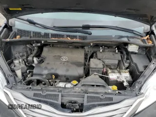 2014 Toyota Sienna XLE with VIN 5TDYK3DC5ES460374, listed as a Copart auction lot 49337635 with 155,388 mi miles and Clean Title. Bid and sale history available at DreamBid. Image 13.