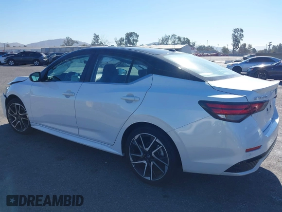 2024 Nissan Sentra SR with VIN 3N1AB8DV8RY262356, listed as a IAAI auction lot 41104932 with 5,880 mi miles and . Bid and sale history available at DreamBid. Image 3.
