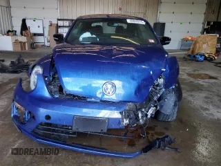 2014 Volkswagen Beetle Turbo R-Line with VIN 3VWVT7AT2EM629047, listed as a Copart auction lot 46820915 with 96,290 mi miles and Salvage Title. Bid and sale history available at DreamBid. Image 5.