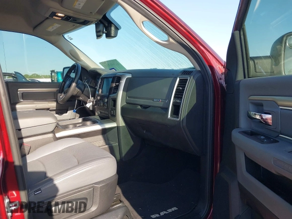 2016 Ram 1500 Lone Star with VIN 1C6RR6LT5GS319602, listed as a IAAI auction lot 41986338 with 31,350 mi miles. Bid and sale history available at carsss.com. Image 5.