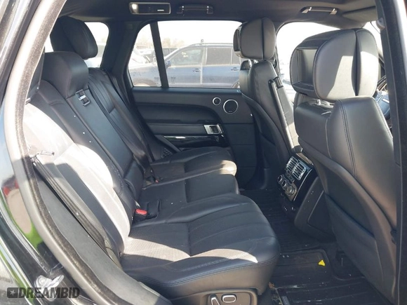 2015 Land Rover Range Rover Supercharged with VIN SALGS2TF8FA225962, listed as a IAAI auction lot 41757065 with 123,590 mi miles. Bid and sale history available at carsss.com. Image 8.