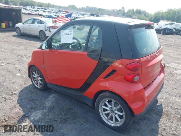 2008 Smart fortwo Pure с VIN WMEEJ31X78K207633, выставлен на аукционе IAAI как лот 42496970 с пробегом 171 828 миль миль и . История ставок и продаж доступна на DreamBid. Изображение 3.