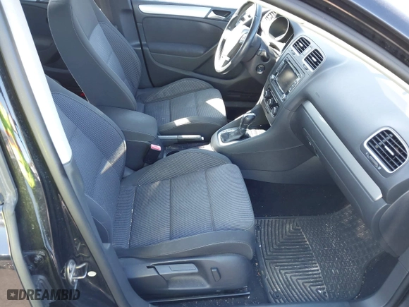 2011 Volkswagen Golf TDI with VIN WVWDM7AJ8BW249524, listed as a IAAI auction lot 41756165 with 171,300 mi miles. Bid and sale history available at carsss.com. Image 5.