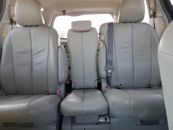 2012 Toyota Sienna XLE AAS with VIN 5TDYK3DC0CS190399, listed as a Copart auction lot 49790935 with 154,334 mi miles and Salvage Title. Bid and sale history available at carsss.com. Image 10.