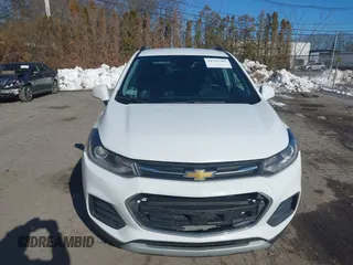 2022 Chevrolet Trax LT with VIN KL7CJPSM8NB517820, listed as a IAAI auction lot 41595783 with 49,101 mi miles. Bid and sale history available at carsss.com. Image 12.