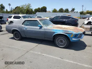1970 Ford Mustang z VIN 0F04F121563, wystawiony jako Copart lot #60193005 z przebiegiem 31 733 mil mil oraz Czysty tytuł • Clean title. Historia ofert i sprzedaży dostępna na DreamBid. Obrazek 4.