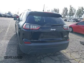 2019 Jeep Cherokee Latitude with VIN 1C4PJLCB8KD215423, listed as a IAAI auction lot 41911882 with 76,965 mi miles. Bid and sale history available at carsss.com. Image 16.