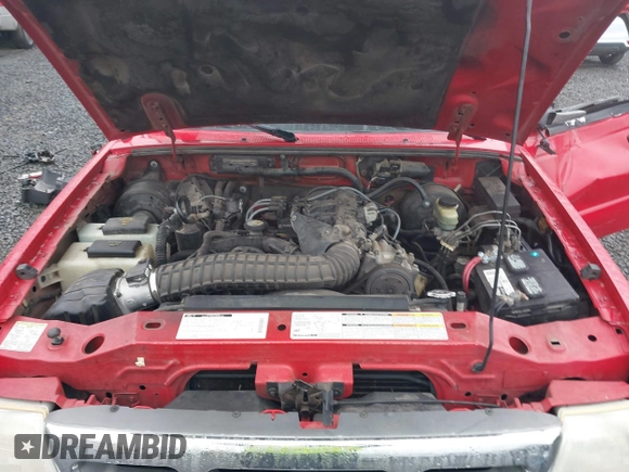 2000 Ford Ranger XLT with VIN 1FTZR15X2YPC01684, listed as a IAAI auction lot 41766048 with 184,221 mi miles. Bid and sale history available at carsss.com. Image 10.