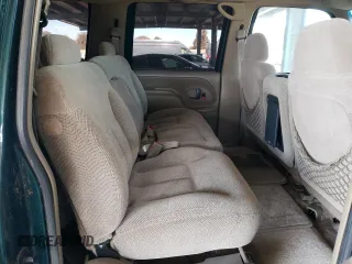 1999 GMC Suburban with VIN 3GKGK26J4XG508566, listed as a Copart auction lot 50612775 with 102,824 mi miles and Clean Title. Bid and sale history available at carsss.com. Image 11.