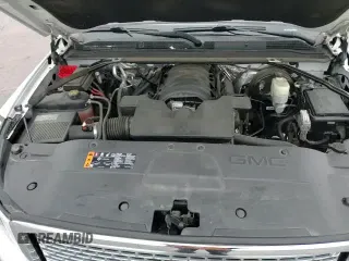 2017 GMC Yukon SLE z VIN 1GKS1AKCXHR148588, wystawiony jako Copart lot #53538015 z przebiegiem 121 465 mil mil oraz Szkoda całkowita • Salvage title. Historia ofert i sprzedaży dostępna na DreamBid. Obrazek 15.