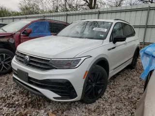 2022 Volkswagen Tiguan SE R-Line Black with VIN 3VVCB7AX7NM058155, listed as a Copart auction lot 49358225 with 28,093 mi miles and Salvage Title. Bid and sale history available at DreamBid. Image 1.