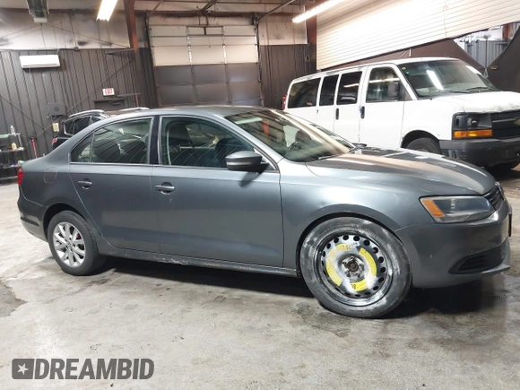 2011 Volkswagen Jetta SE с VIN 3VWBZ7AJ2BM326488, выставлен на аукционе IAAI как лот 41440467 с пробегом 179 888 миль миль и . История ставок и продаж доступна на DreamBid. Изображение 6.