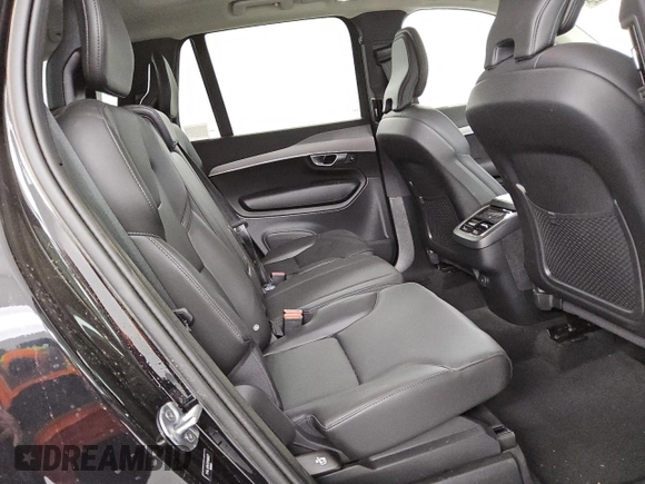 2024 Volvo XC90 Core Bright Theme with VIN YV4L12PK7R1189537, listed as a Copart auction lot 41489425 with 7,760 mi miles and Clean Title. Bid and sale history available at carsss.com. Image 11.