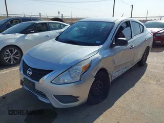 2015 Nissan Versa SV with VIN 3N1CN7AP7FL940992, listed as a IAAI auction lot 41972981 with 92,304 mi miles. Bid and sale history available at carsss.com. Image 17.