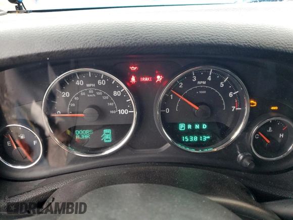 2016 Jeep Wrangler Unlimited Rubicon z VIN 1C4HJWFG2GL253918, wystawiony jako Copart lot #52332475 z przebiegiem 153 813 mil mil oraz Szkoda całkowita • Salvage title. Historia ofert i sprzedaży dostępna na DreamBid. Obrazek 9.
