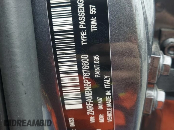 2023 Alfa Romeo Giulia Veloce z VIN ZARFAMBN6P7676600, wystawiony jako Copart lot #54583925 z przebiegiem 14 910 mil mil oraz Szkody całkowita. Historia ofert i sprzedaży dostępna na DreamBid. Obrazek 13.