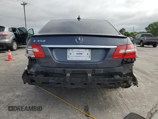2012 Mercedes-Benz E 350 Luxury с VIN WDDHF5KB9CA575134, выставлен на аукционе Copart как лот 61008665 с пробегом 87 943 миль миль и Списание • Salvage title. История ставок и продаж доступна на DreamBid. Изображение 6.